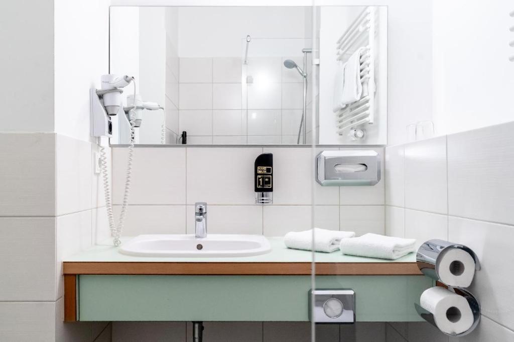 24Seven Apartments - Self Check-In Altdorf  Luaran gambar