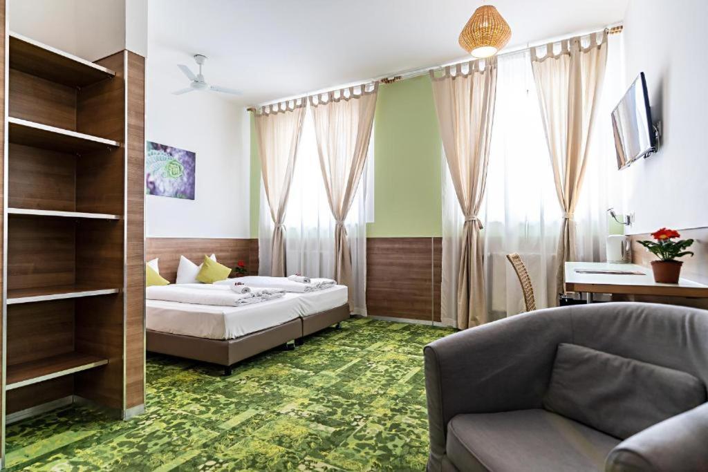 24Seven Apartments - Self Check-In Altdorf  Luaran gambar